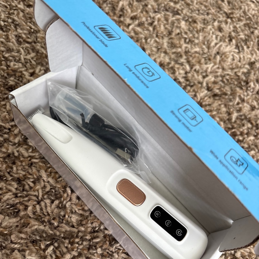 Local hair shaver for pets